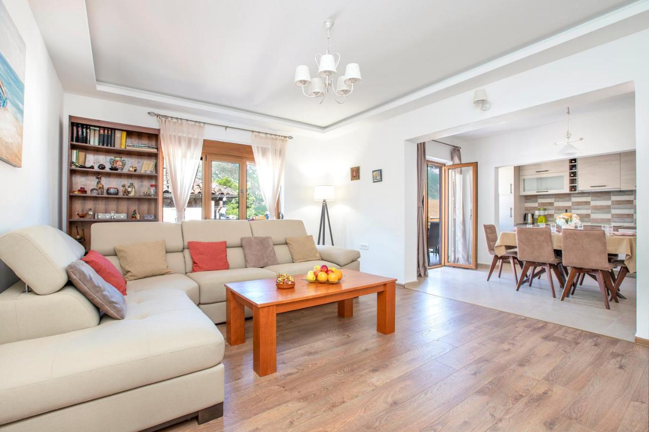 Seafoam Apartment Kotor Dış mekan fotoğraf